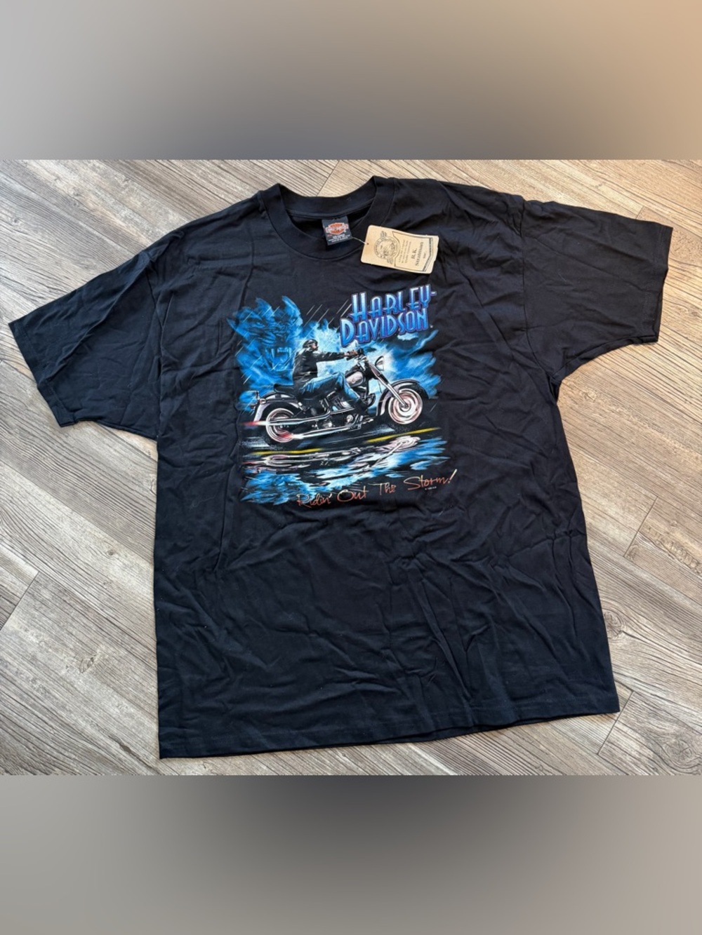 Vintage Harley Davidson T Shirt (L) "Ridin' Out the Storm! XXL NWT